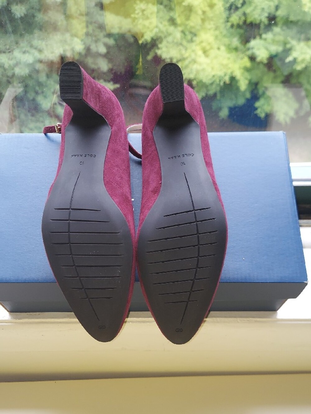 Cole Haan Wine Suede Ankle Strap Block Heel Rubber Sole Cushioned Insole Size 10 - Picture 9 of 15